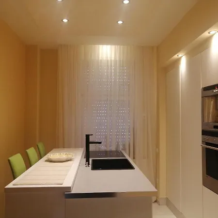 The Cozy Chio House