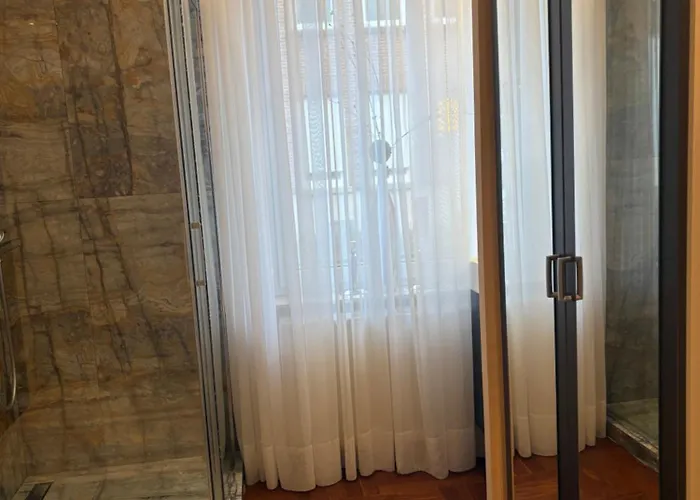 Border Bliss - Private With Bathroom In A Cozy Habitación en casa particular Kerkrade