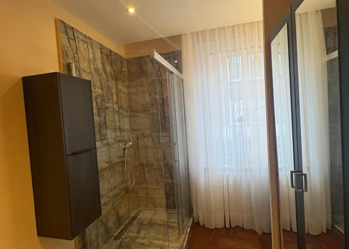 Privat bolig Border Bliss - Private With Bathroom In A Cozy Kerkrade