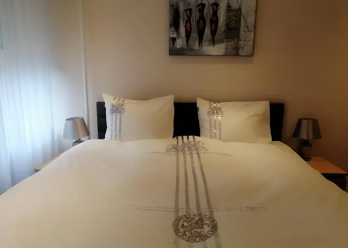 בית אירוח Border Bliss - Private With Bathroom In A Cozy *