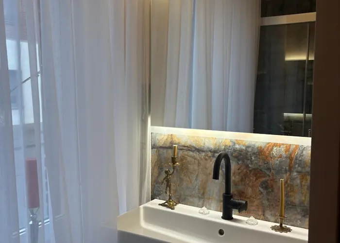 בית אירוח Border Bliss - Private With Bathroom In A Cozy *